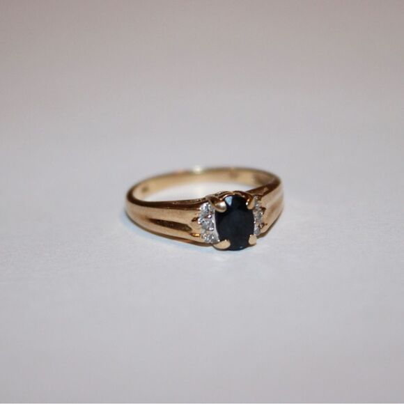REAL 14k Yellow Gold Sapphire Gemstone Engagement Ring Diamond Accents - Picture 1 of 6